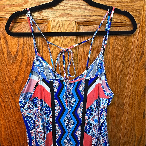 Alya High Low Dress 💲BUNDLE AND SAVE BIG💲 - Picture 3 of 3